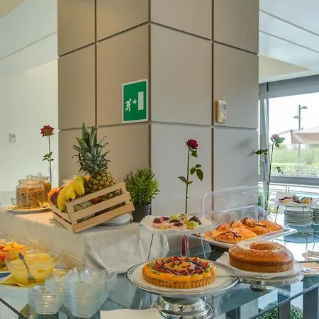 Ardeatina Park 4*