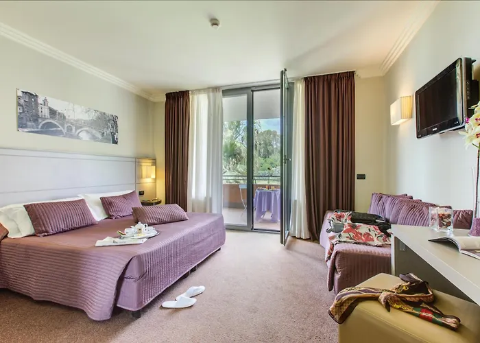 Hotel Ardeatina Park