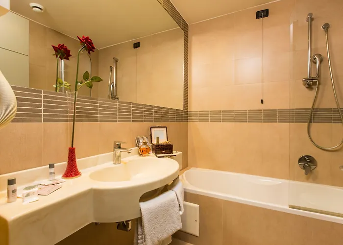 Ardeatina Park Hotel 4*