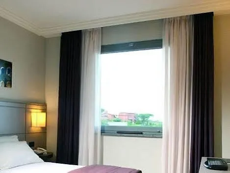 Hotel Ardeatina Park